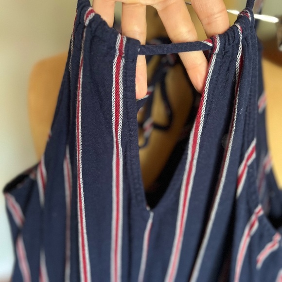 Universal thread romper size medium red, white and blue - Picture 9 of 12